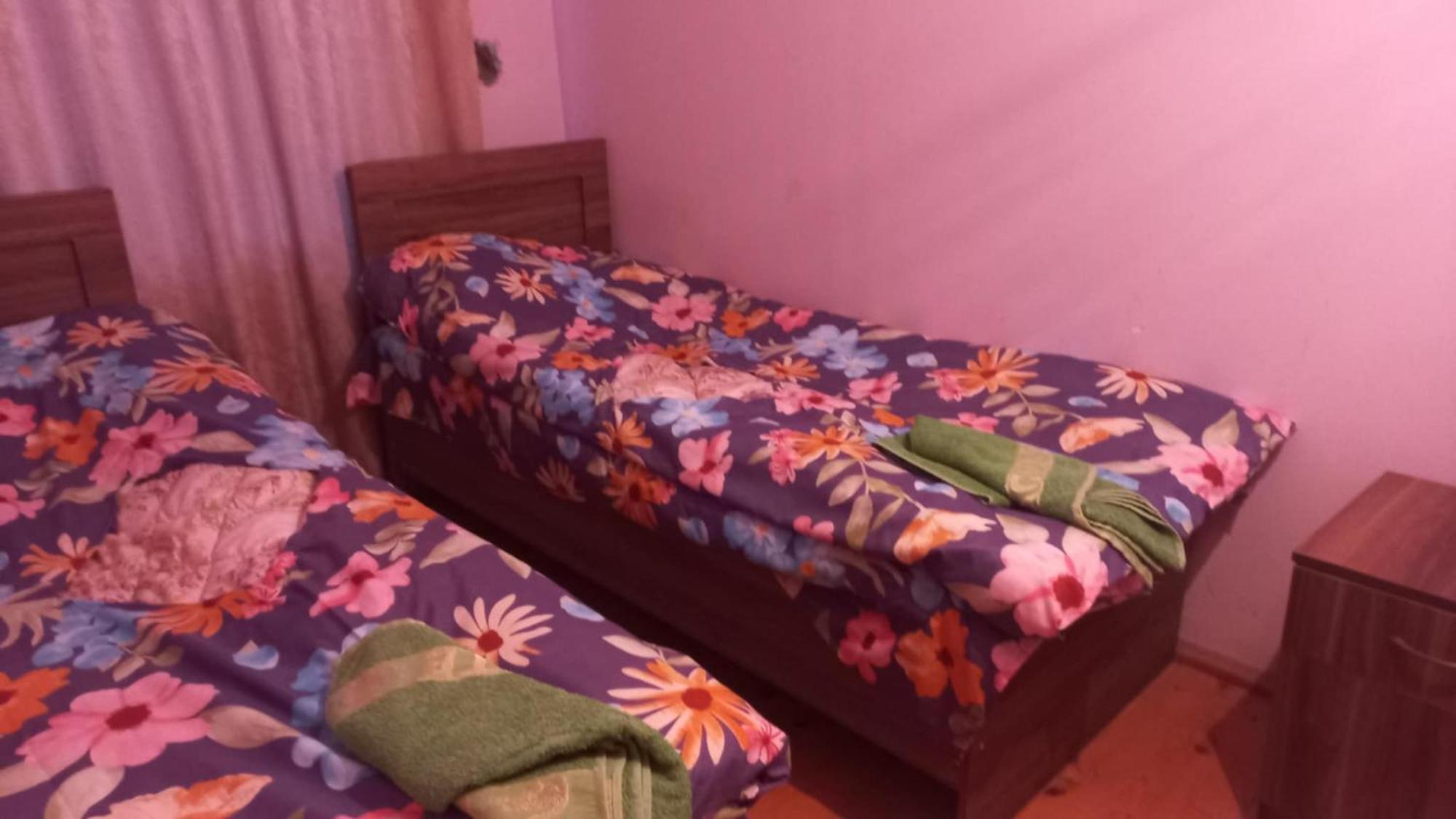 Bezengi Guest House Lalkhori エクステリア 写真
