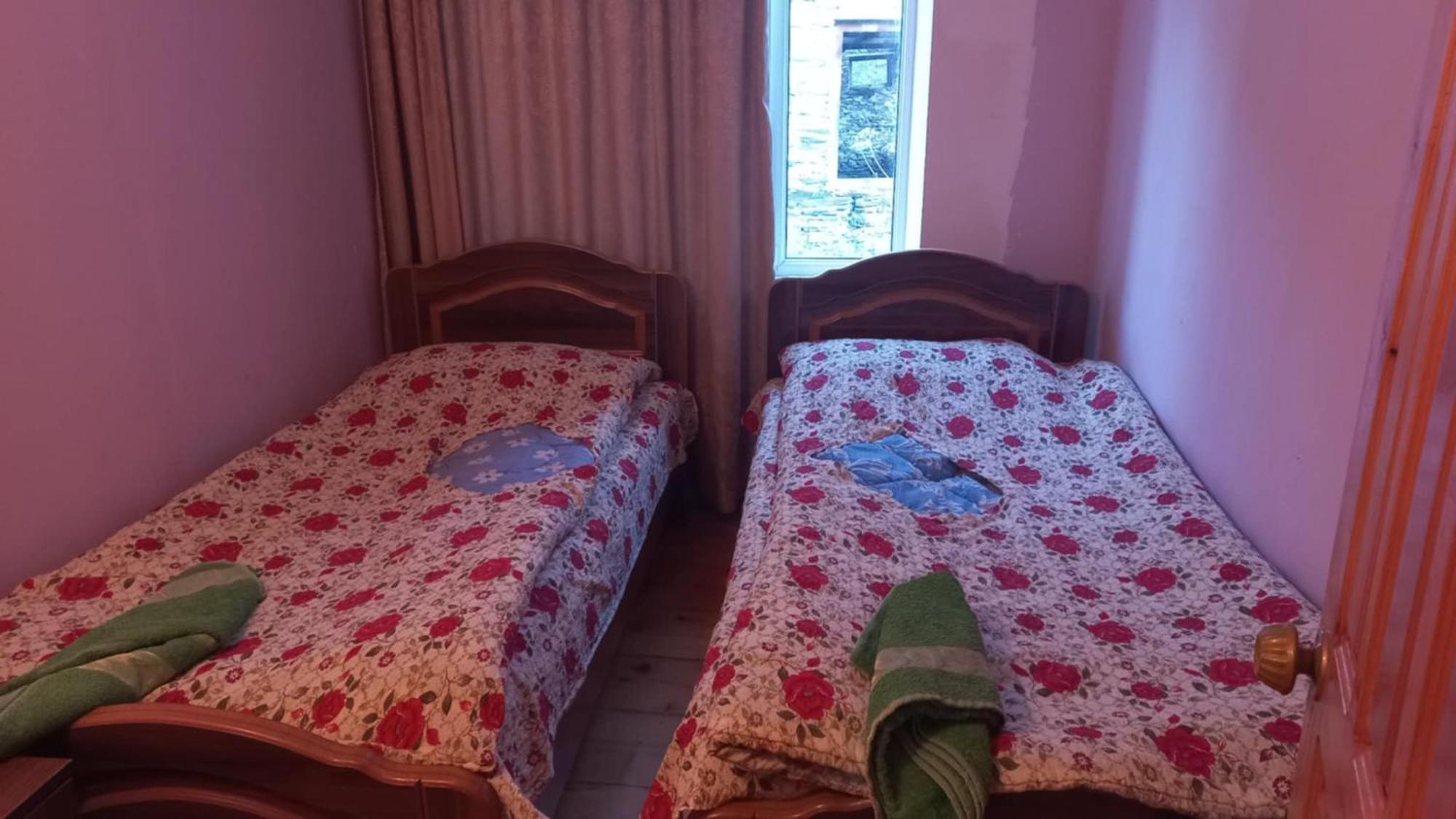 Bezengi Guest House Lalkhori エクステリア 写真