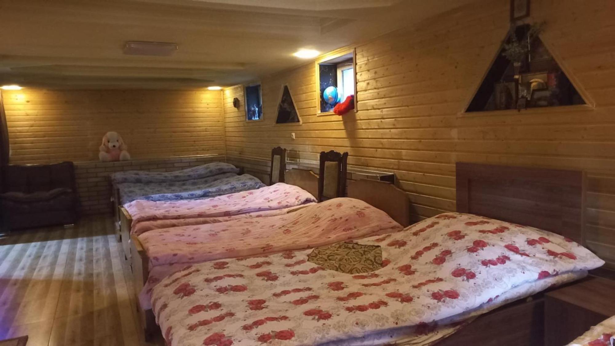Bezengi Guest House Lalkhori エクステリア 写真